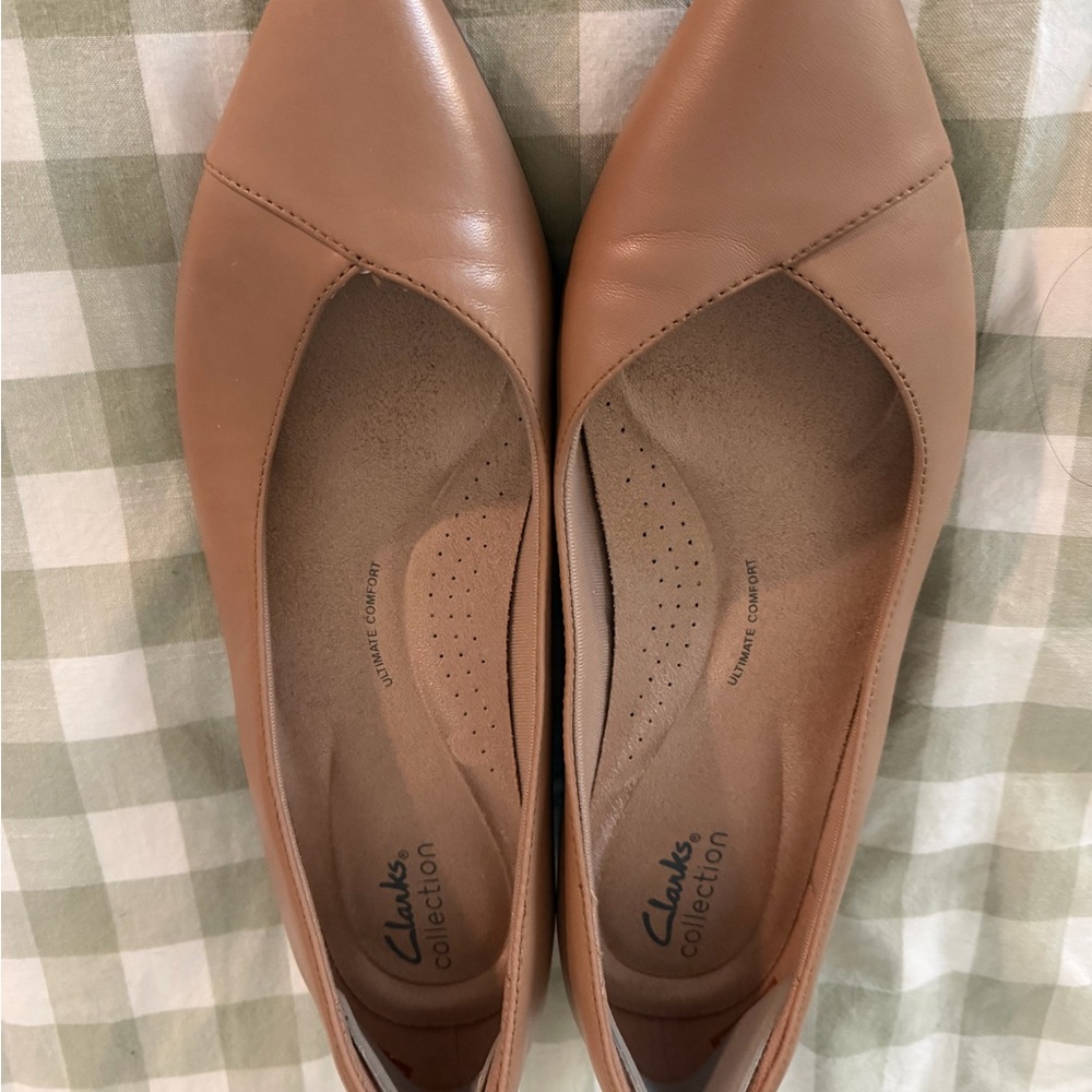 Clarks Women's Brown Leather Loafers